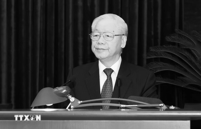 Bộ Chính trị trao Huân chương Sao Vàng tặng Tổng Bí thư Nguyễn Phú Trọng