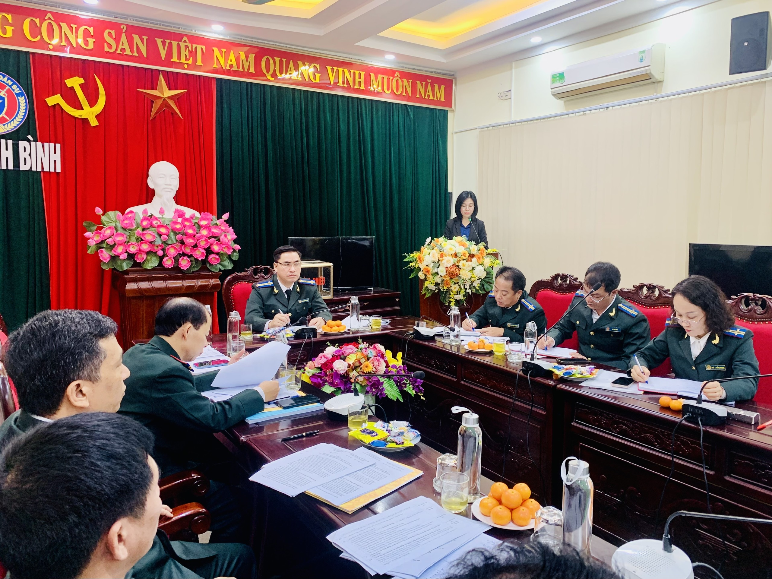 THI HÀNH ÁN DÂN SỰ TỈNH NINH BÌNH TỔ CHỨC  HỘI NGHỊ KIỂM ĐIỂM, ĐÁNH GIÁ, XẾP LOẠI CHẤT LƯỢNG  TẬP THỂ, CÁ NHÂN LÃNH ĐẠO, QUẢN LÝ NĂM 2025