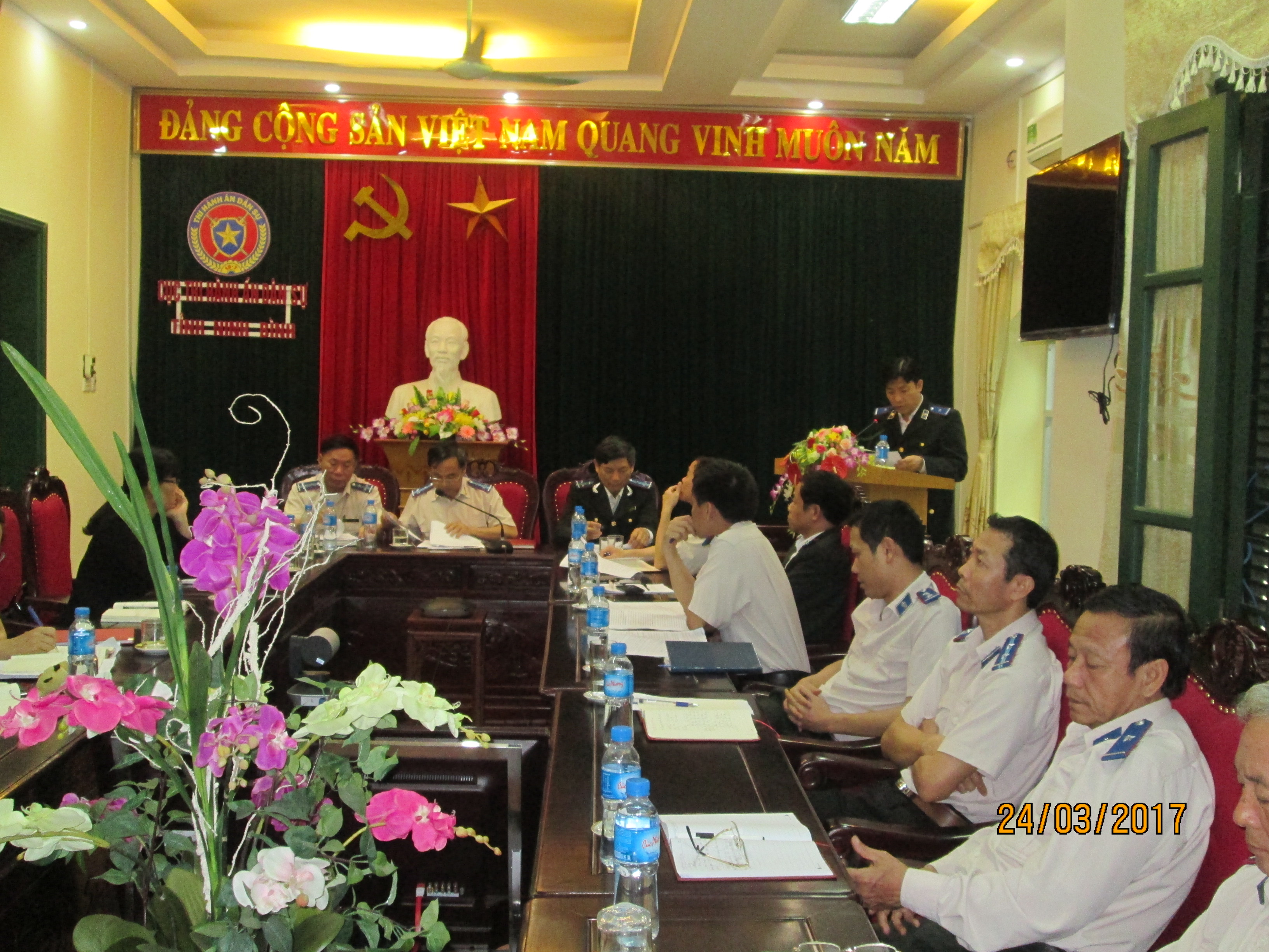 Cục Thi hành án dân sự tỉnh học tập “Đạo đức, tư tưởng, phong cách” Hồ Chí Minh.