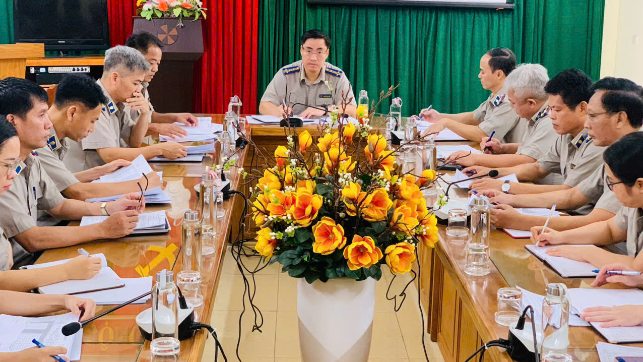 Thi hành án dân sự tỉnh Ninh Bình Kiểm tra đôn đốc: Tăng tốc thi hành án dân sự cuối năm, tập trung xử lý án giá trị lớn và tồn đọng.