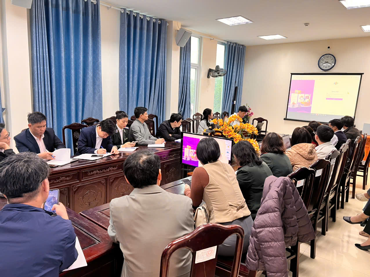 Thi hành án dân sự tỉnh Ninh Bình triển khai tập huấn Phần mềm Tổ chức thi hành án dân sự đến toàn thể Chấp hành viên.