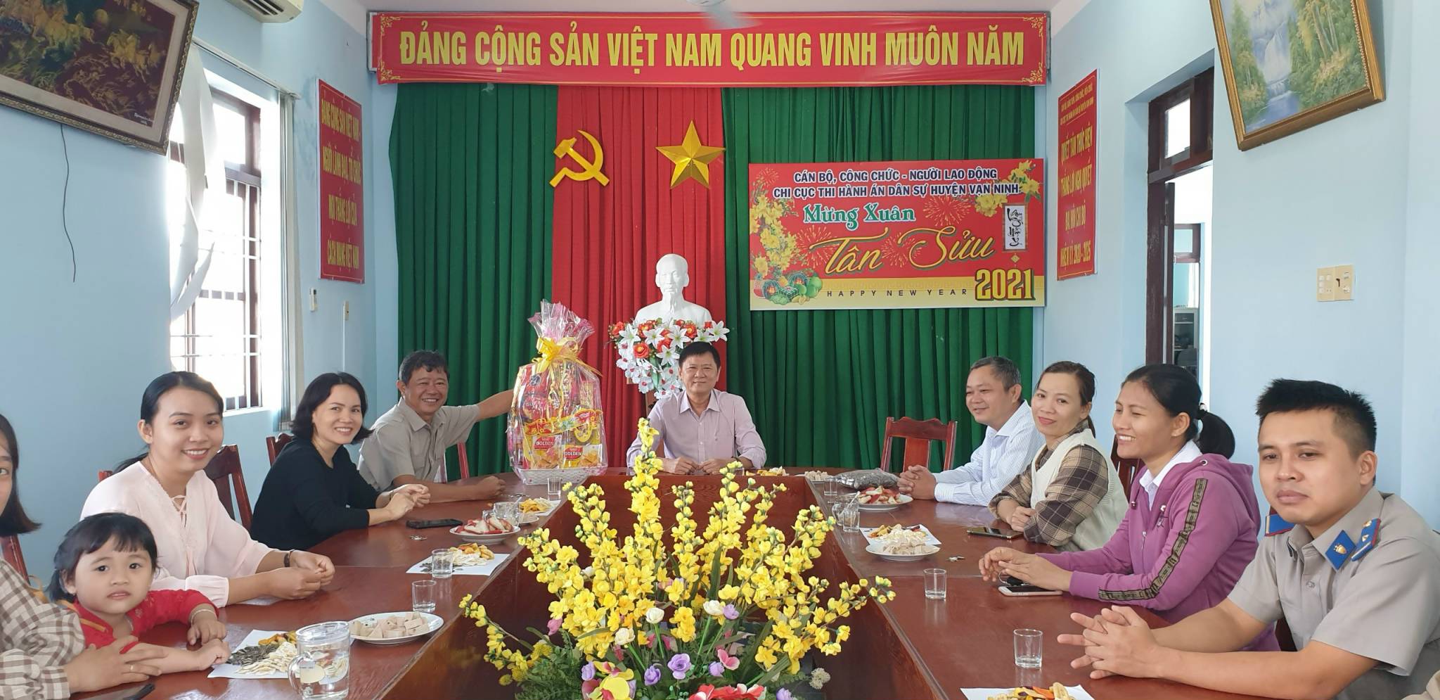 Chi cục Thi hành án dân sự huyện Vạn Ninh tập trung thực hiện chỉ tiêu, nhiệm vụ sau khi tổ chức đón Tết Nguyên đán Tân Sửu 2021 an toàn, lành mạnh, tiết kiệm