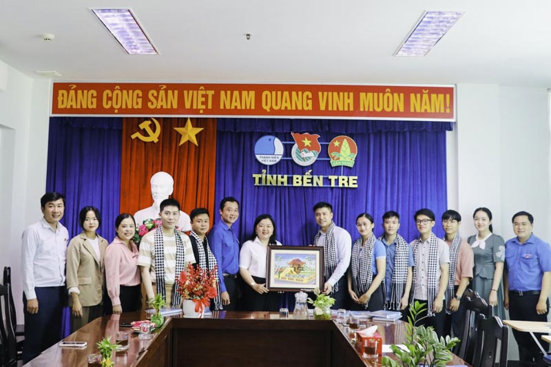 Đoàn TN Bộ Tư pháp: Triển khai Tháng ba biên giới và triển khai truyền thông pháp luật