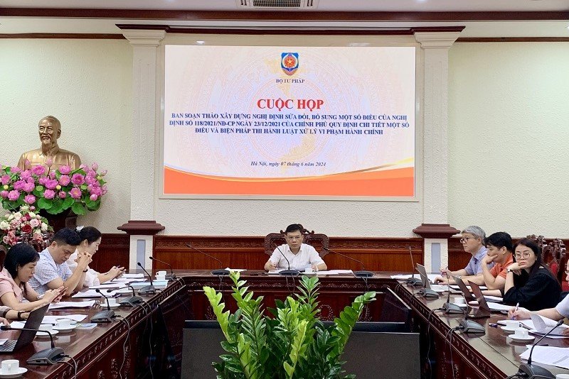 Họp Ban soạn thảo xây dựng Nghị định sửa đổi, bổ sung một số điều của Nghị định số 118/2021/NĐ-CP