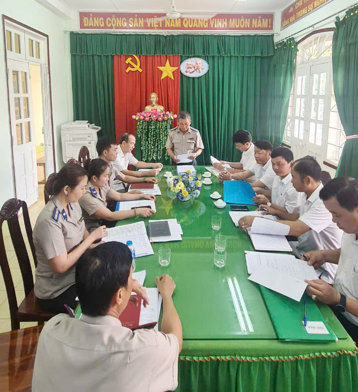 Hội nghị kiểm điểm, đánh giá, xếp loại chất lượng đối với  tổ chức đảng và đảng viên năm 2024 của Chi bộ Chi cục Thi hành án dân sự huyện Tân Hồng