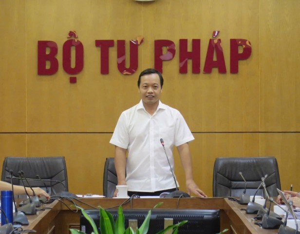 Họp Tổ biên tập dự án Luật Ban hành văn bản quy phạm pháp luật (sửa đổi)