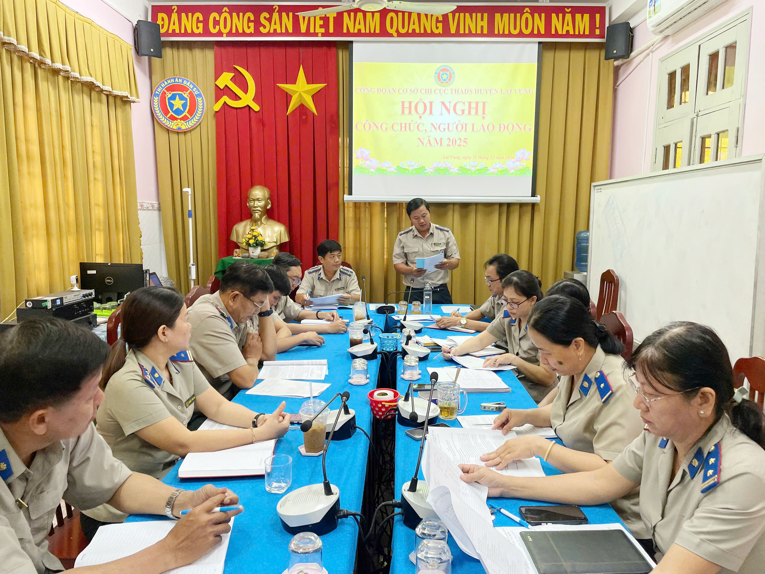 Chi cục Thi hành án dân sự huyện Lai Vung tổ chức Hội nghị  công chức, người lao động năm 2025