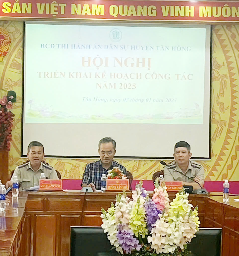 CHI CỤC THADS HUYỆN TÂN HỒNG TỔ CHỨC HỘI NGHỊ TRIỂN KHAI CÔNG TÁC THI HÀNH ÁN DÂN SỰ, THEO DÕI THI HÀNH ÁN HÀNH CHÍNH NĂM 2025