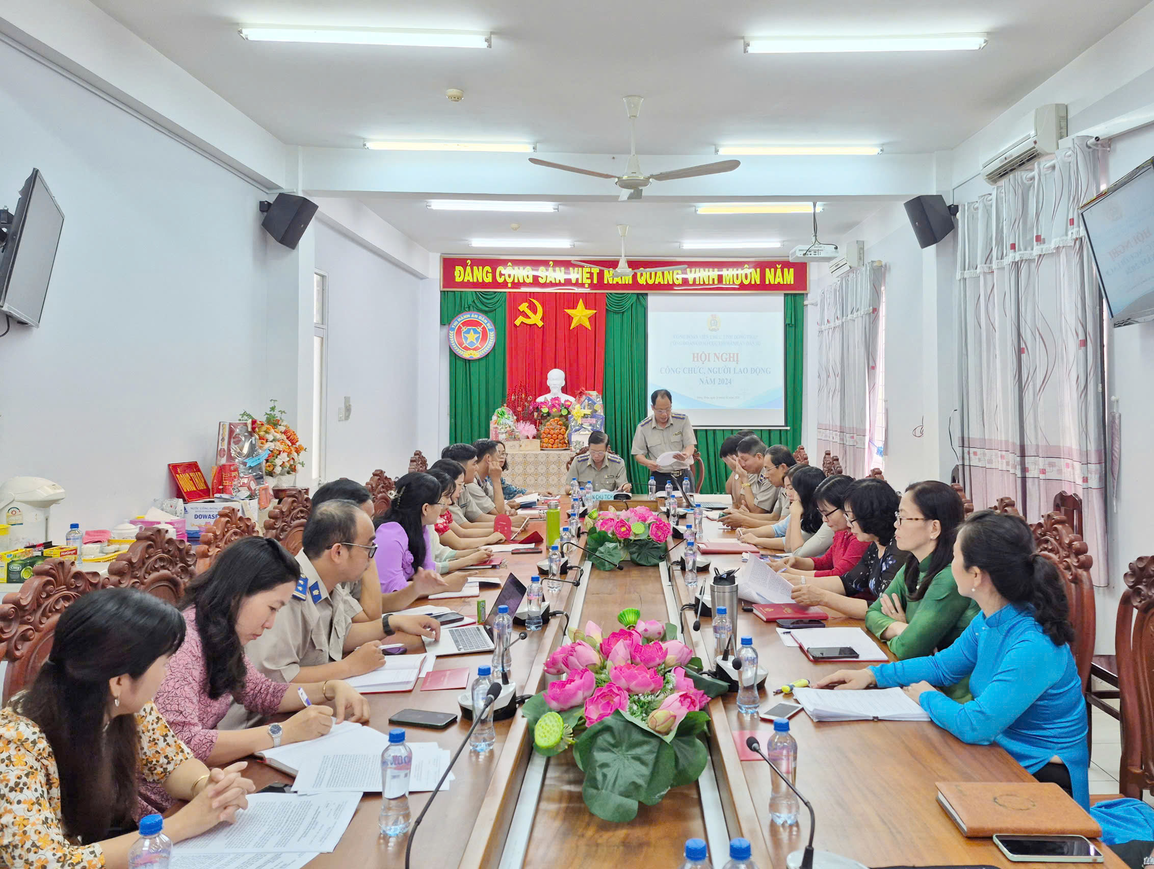 Cục Thi hành án dân sự tổ chức Hội nghị công chức, người lao động năm 2024