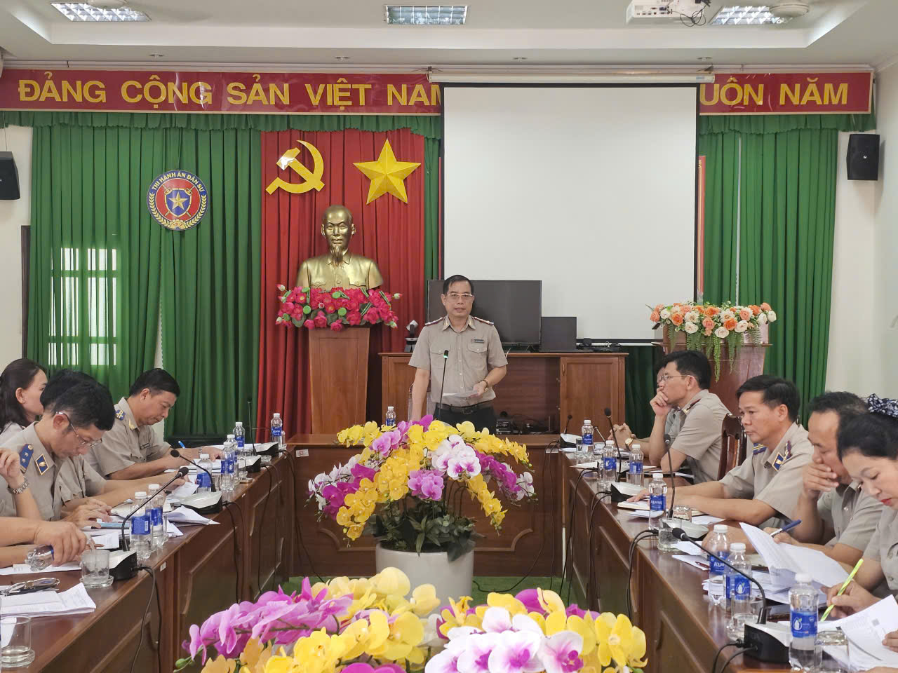 Thi hành án dân sự tỉnh Đồng Nai tổ chức hội nghị kiểm tra và đôn đốc thực hiện chỉ tiêu, nhiệm vụ thi hành án dân sự 02 tháng cuối năm 2025