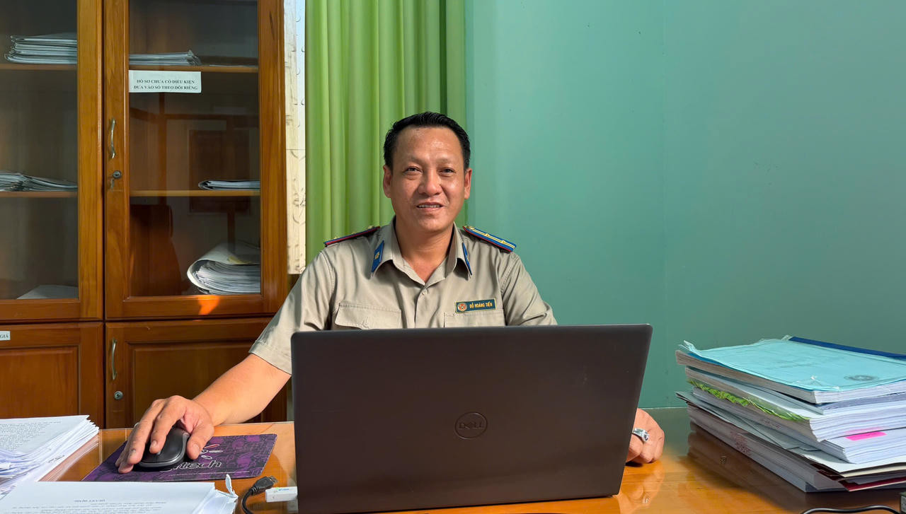 CHV Đỗ Ho&agrave;ng Tiến.