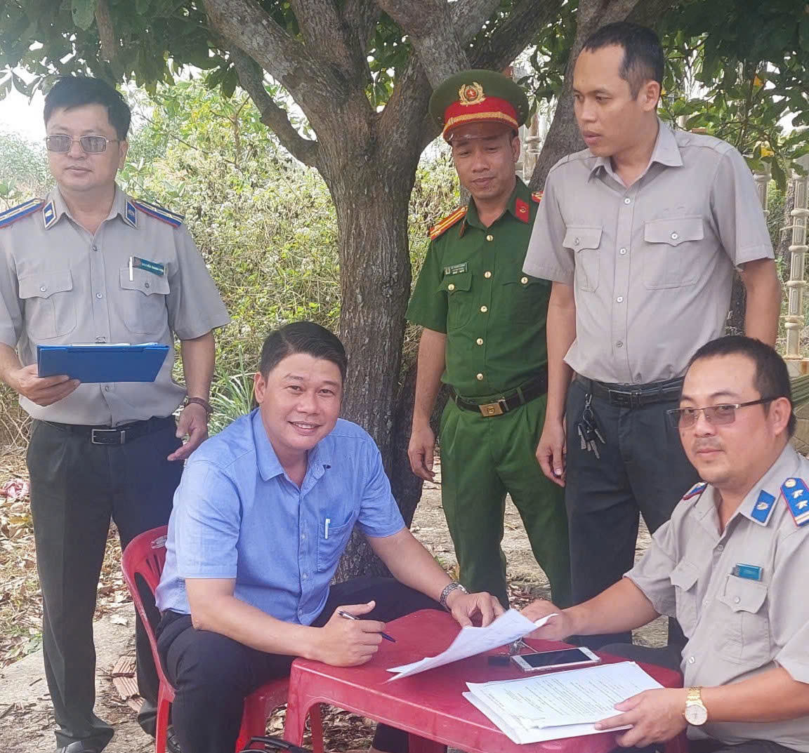CHV Nguyễn Th&agrave;nh Y&ecirc;n trong một lần tổ chức thi h&agrave;nh &aacute;n.