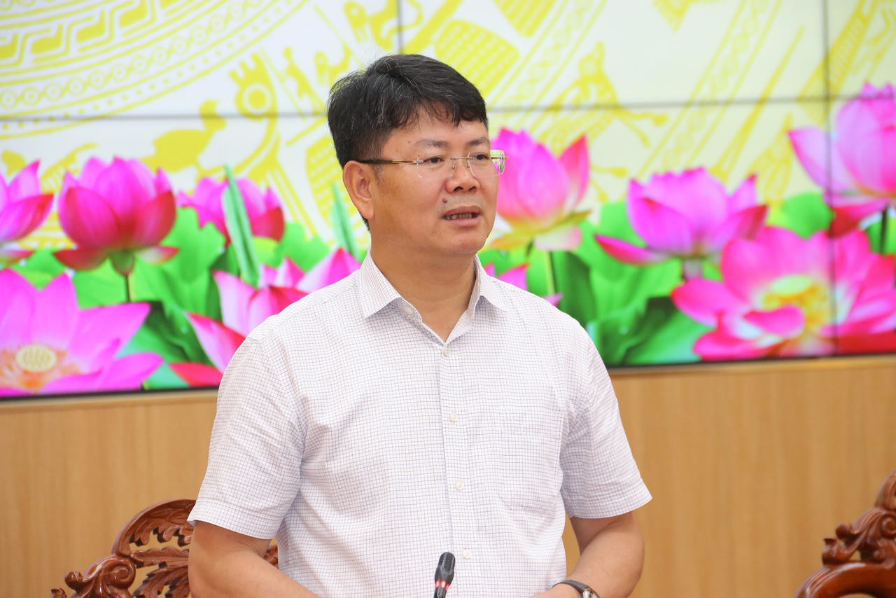 Thứ trưởng Bộ Tư pháp Nguyễn Thanh Tịnh ghi nhận và đánh giá cao những kết quả TP Cần Thơ đạt được trong công tác cải cách TTHC