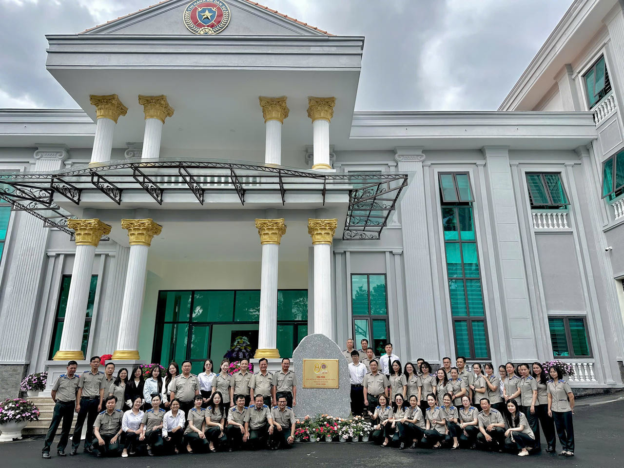 L&atilde;nh đạo, c&ocirc;ng chức, người lao động Thi h&agrave;nh &aacute;n d&acirc;n sự tỉnh L&acirc;m Đồng.