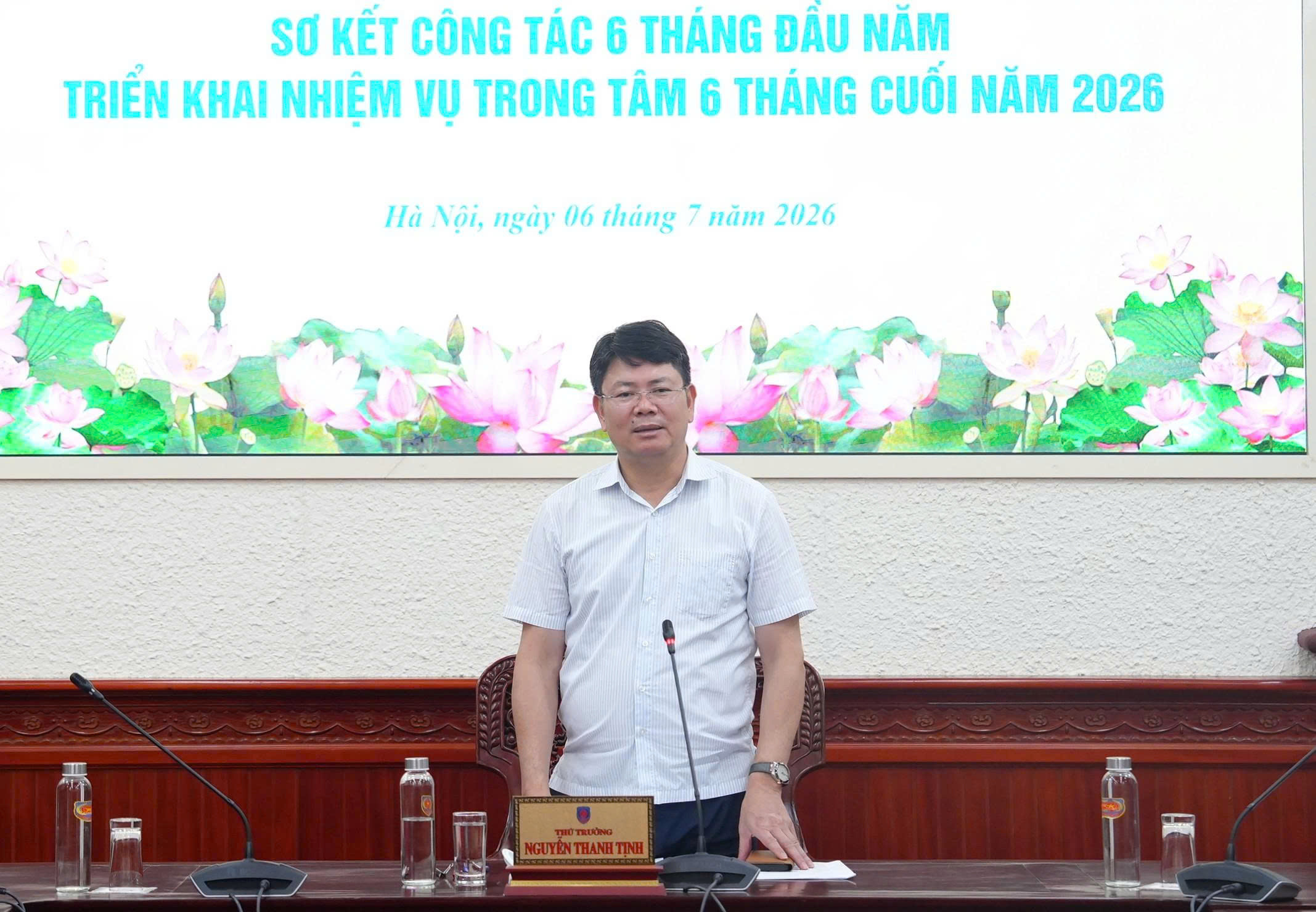 Thứ trưởng Nguyễn Thanh Tịnh tham dự và phát biểu kết luận Hội nghị sơ kết công tác 6 tháng đầu năm, triển khai nhiệm vụ trọng tâm 6 tháng cuối năm 2026 của Vụ Tổ chức cán bộ.