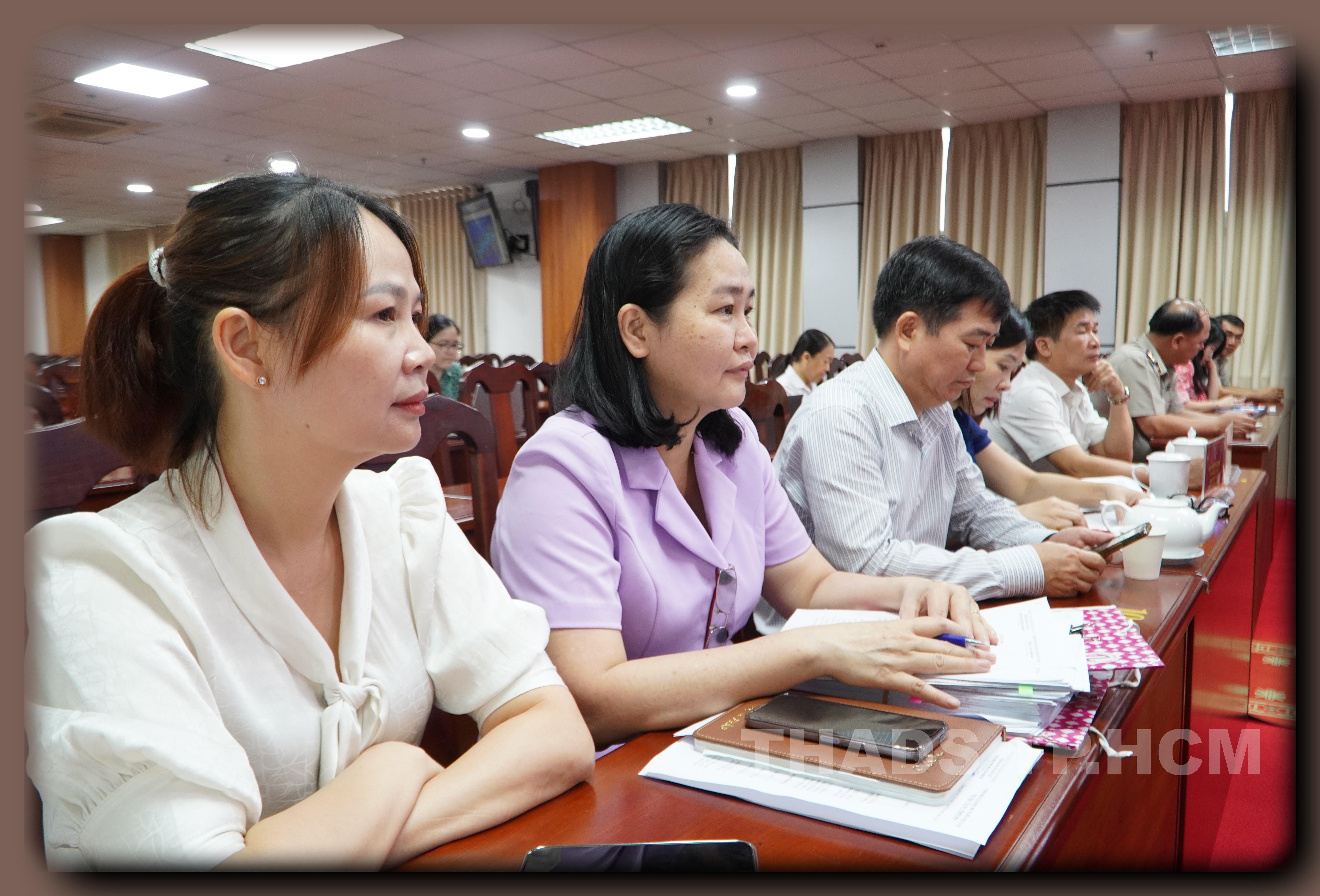 08-07-hn-dang-3-019fda3ba27d7253aa7f98543cece6f2.jpg 08.07 HN DANG 3.JPG