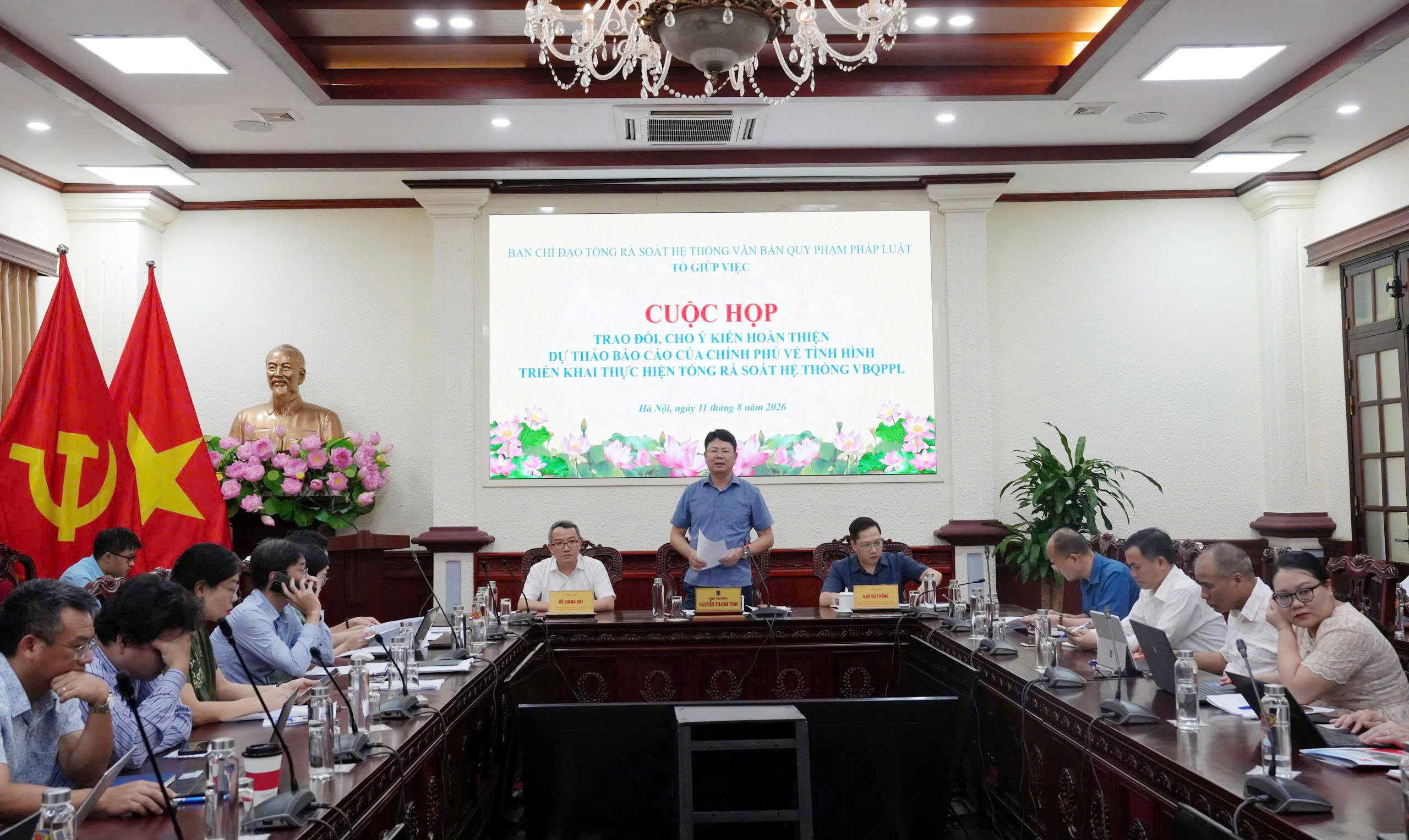 110826-trs-canh-019ff4f39df173dd8136bbe5a7d40729.jpg 110826 trs canh.jpg