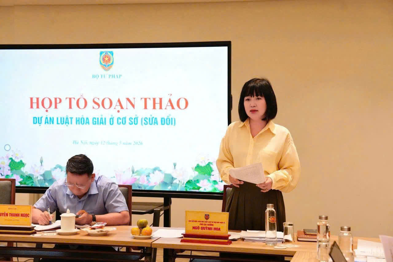 120526 hgcs thayhoa.jpg