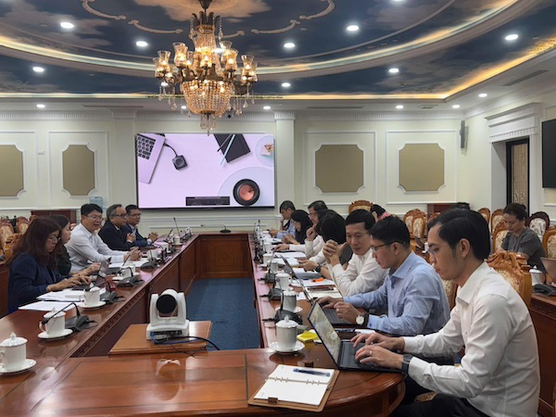 130326 tttt canh.jpg