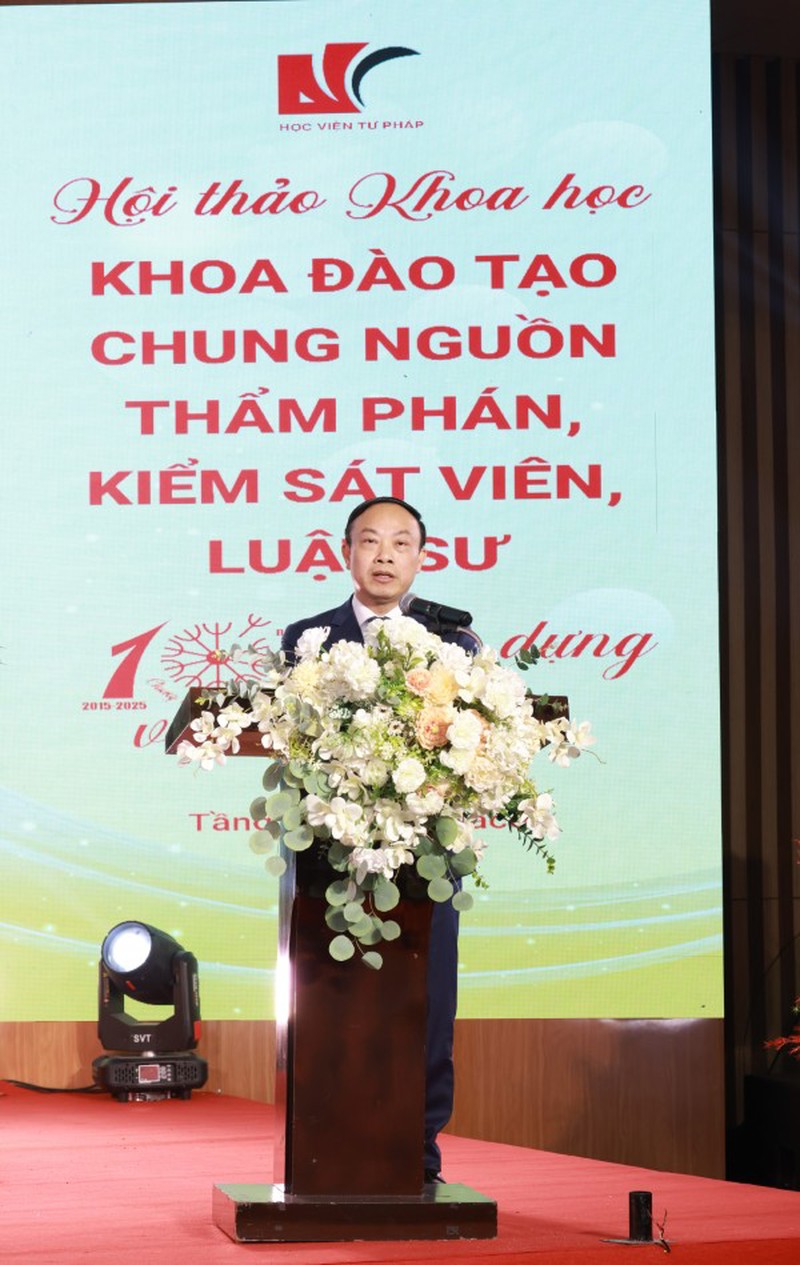 13122025 10 nam dao tao chung (3).jpg