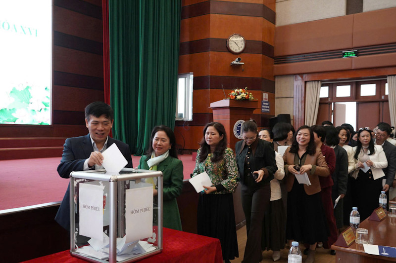 Lấy ý kiến cử tri giới thiệu người ứng cử đại biểu Quốc hội