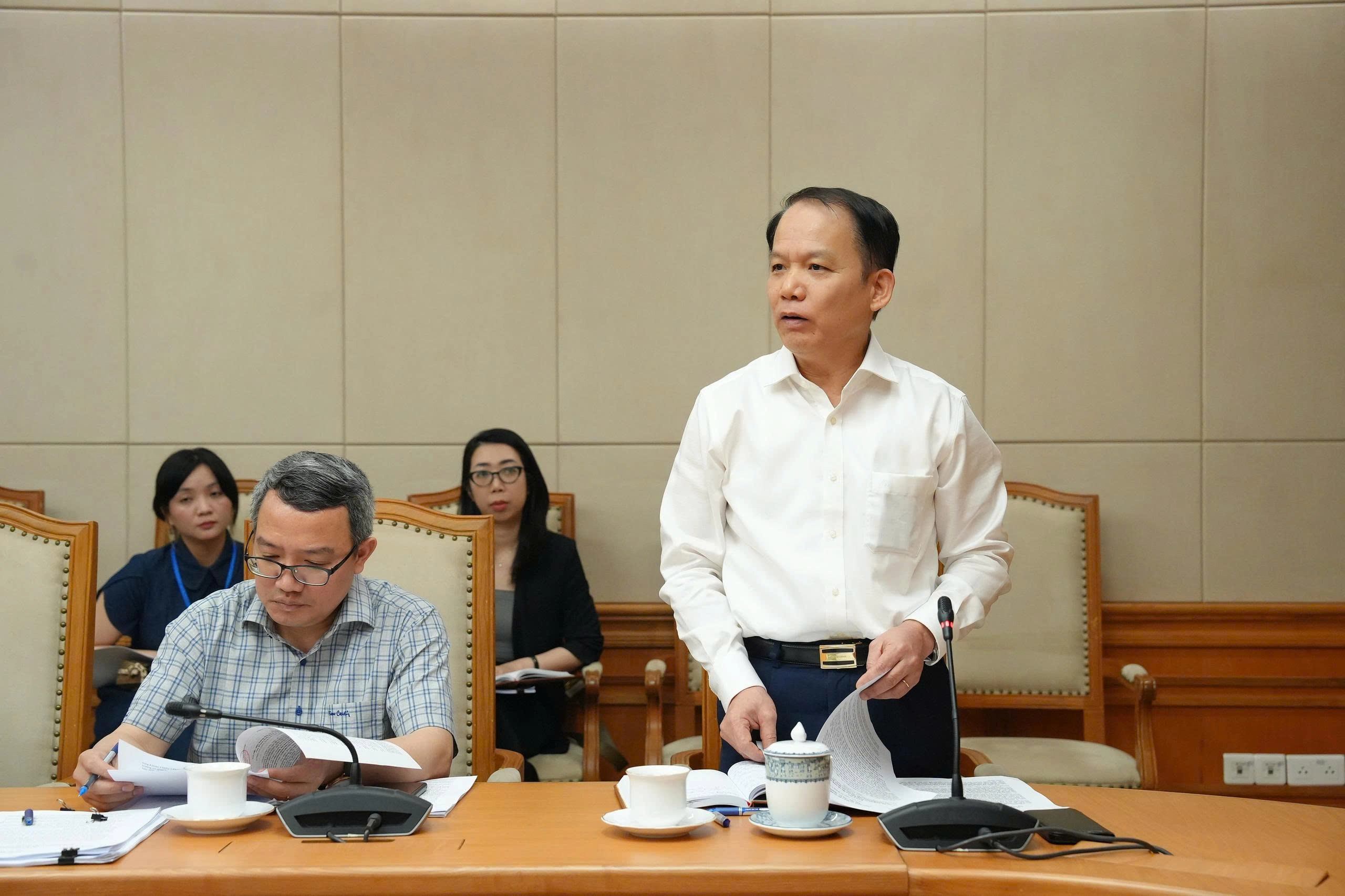 170426 plhn bttung.jpg