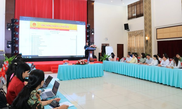 Ảnh đại diện Tăng cường hiệu quả khai thác, sử dụng Bộ Pháp điển và hướng dẫn công tác hợp nhất VBQPPL tại khu vực miền Nam