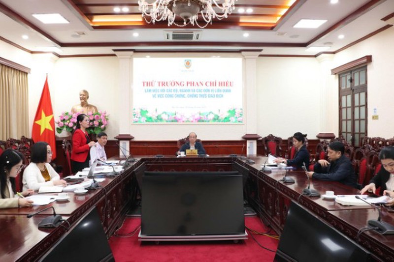 Đề xuất chuyển 8 loại giao dịch phải công chứng, chứng thực sang công chứng, chứng thực tự nguyện, theo yêu cầu 