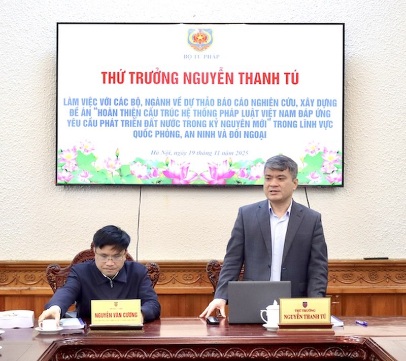 ​Hoàn thiện cấu trúc hệ thống pháp luật trong lĩnh vực quốc phòng, an ninh và đối ngoại