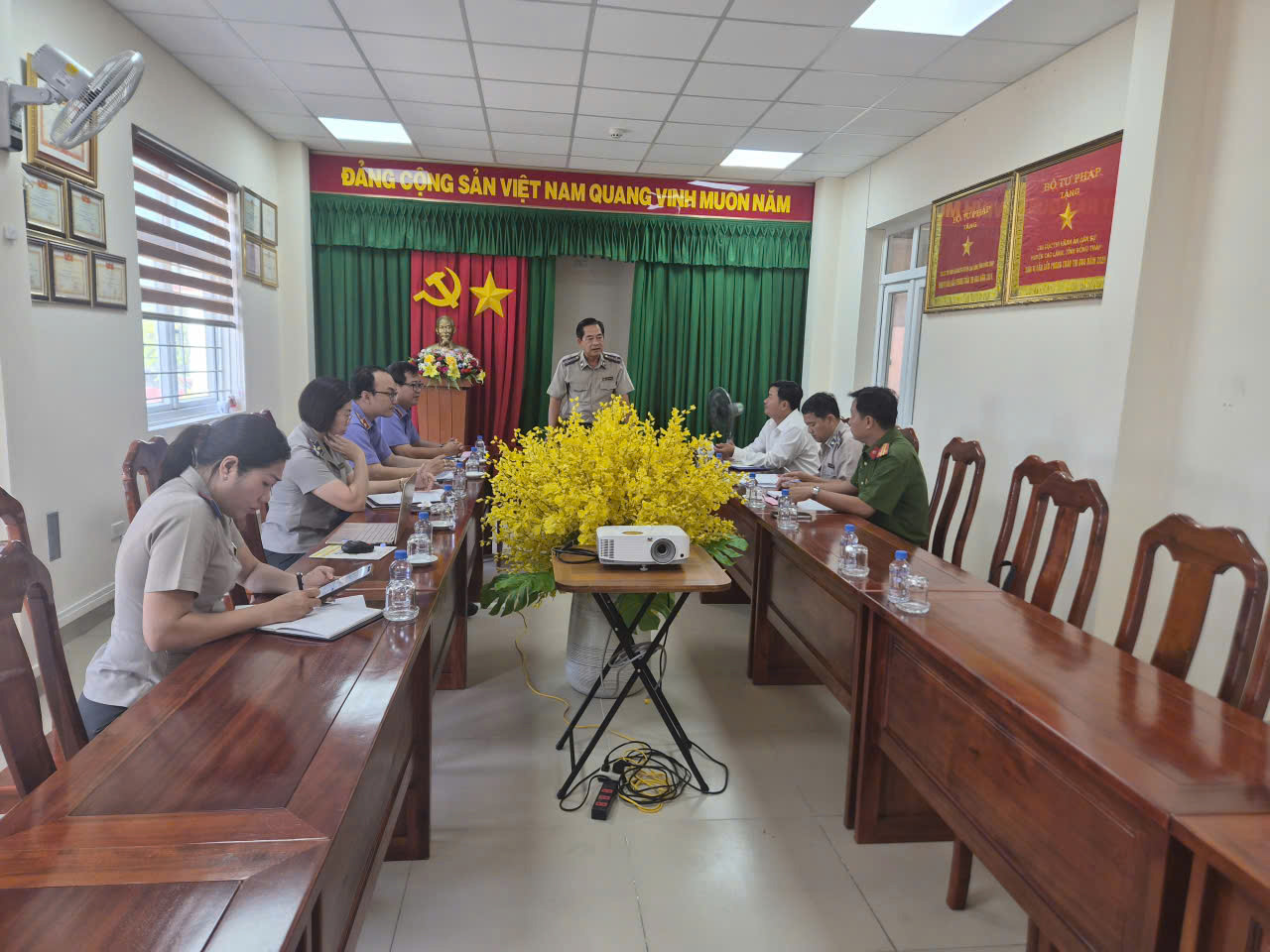 Ảnh đại diện phòng thads khu vực 9 tổ chức họp liên ngành về việc xử lý các vụ việc khó khăn, vướng mắc trong thi hành án