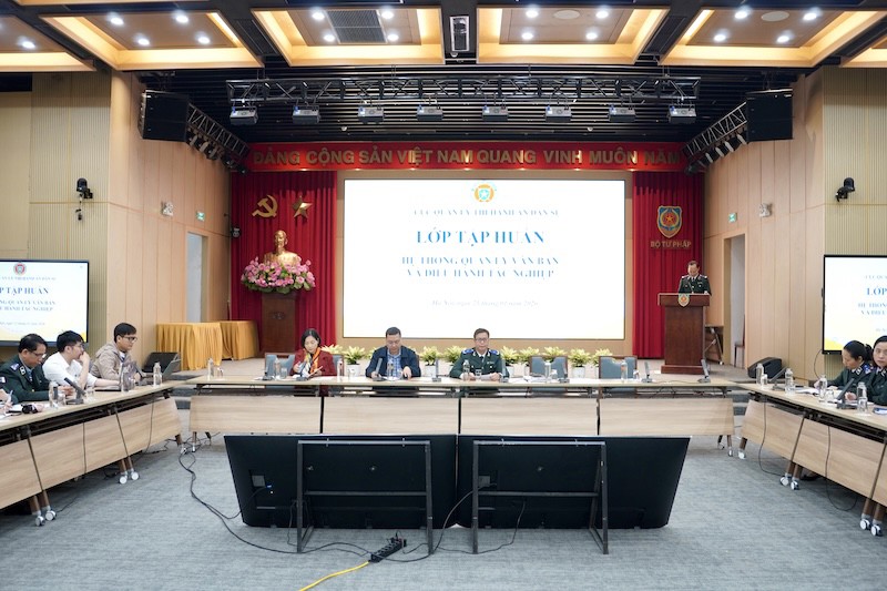 Tập huấn sử dụng Hệ thống Quản lý văn bản và điều hành