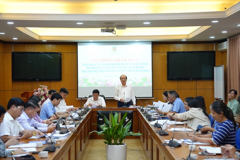  ​Tiếp tục hoàn thiện một số cơ chế, chính sách đặc thù phát triển TP Hồ Chí Minh 