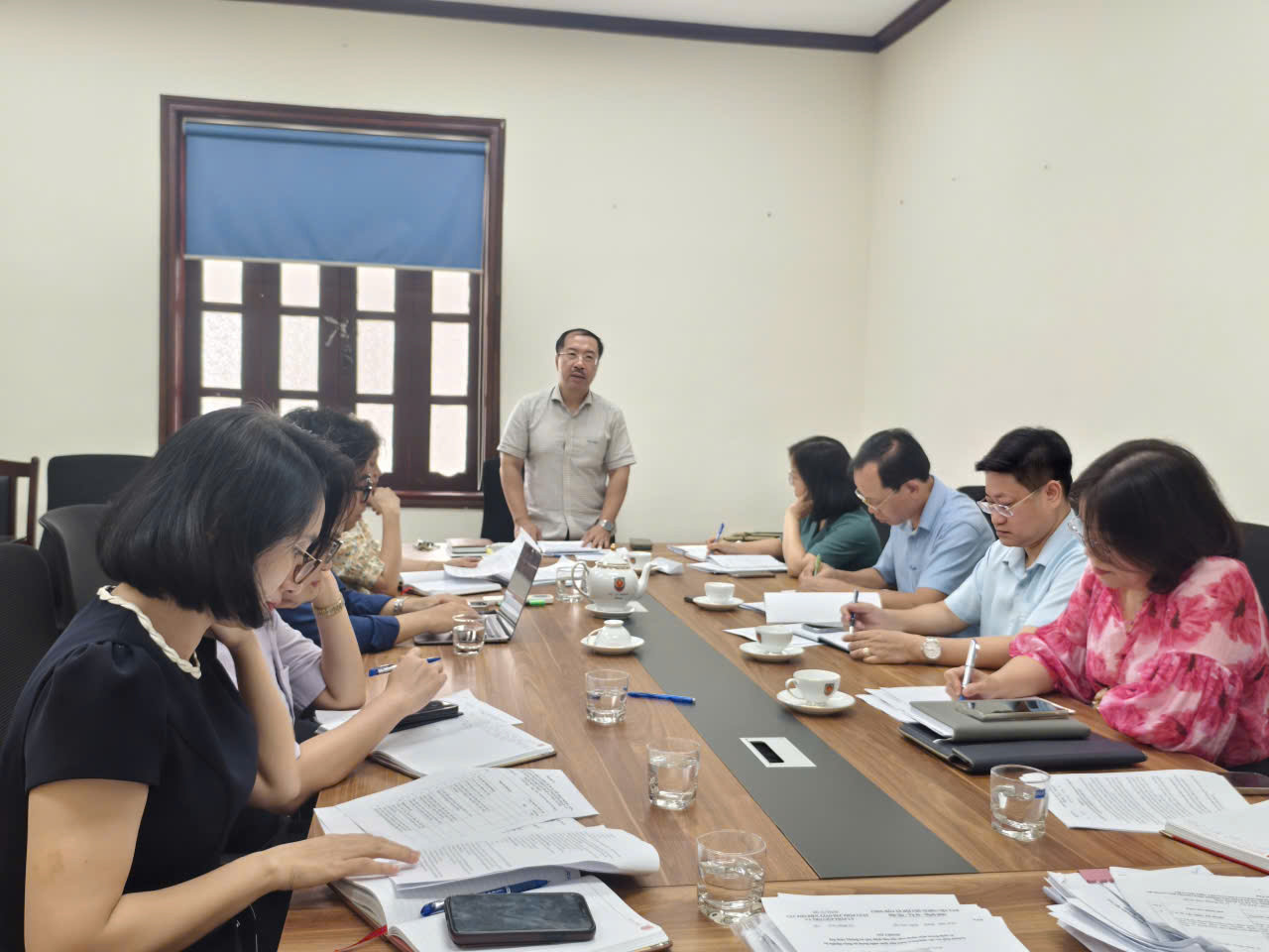 Họp tổ soạn thảo Thông tư quy định tiêu chí, tiêu chuẩn chất lượng dịch vụ sự nghiệp công trong lĩnh vực trợ giúp pháp lý