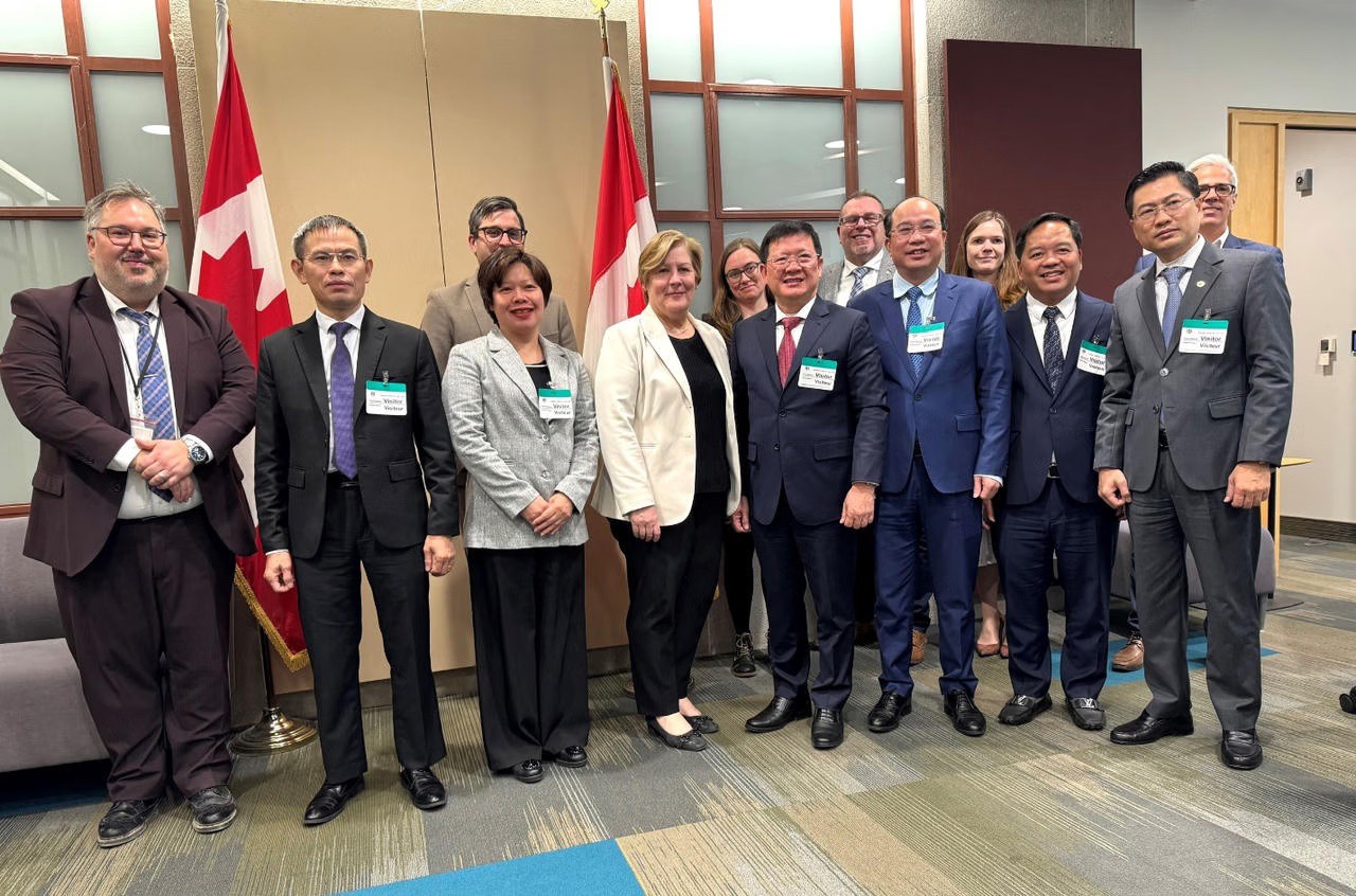 23042026 PL VN Canada (4).jpg