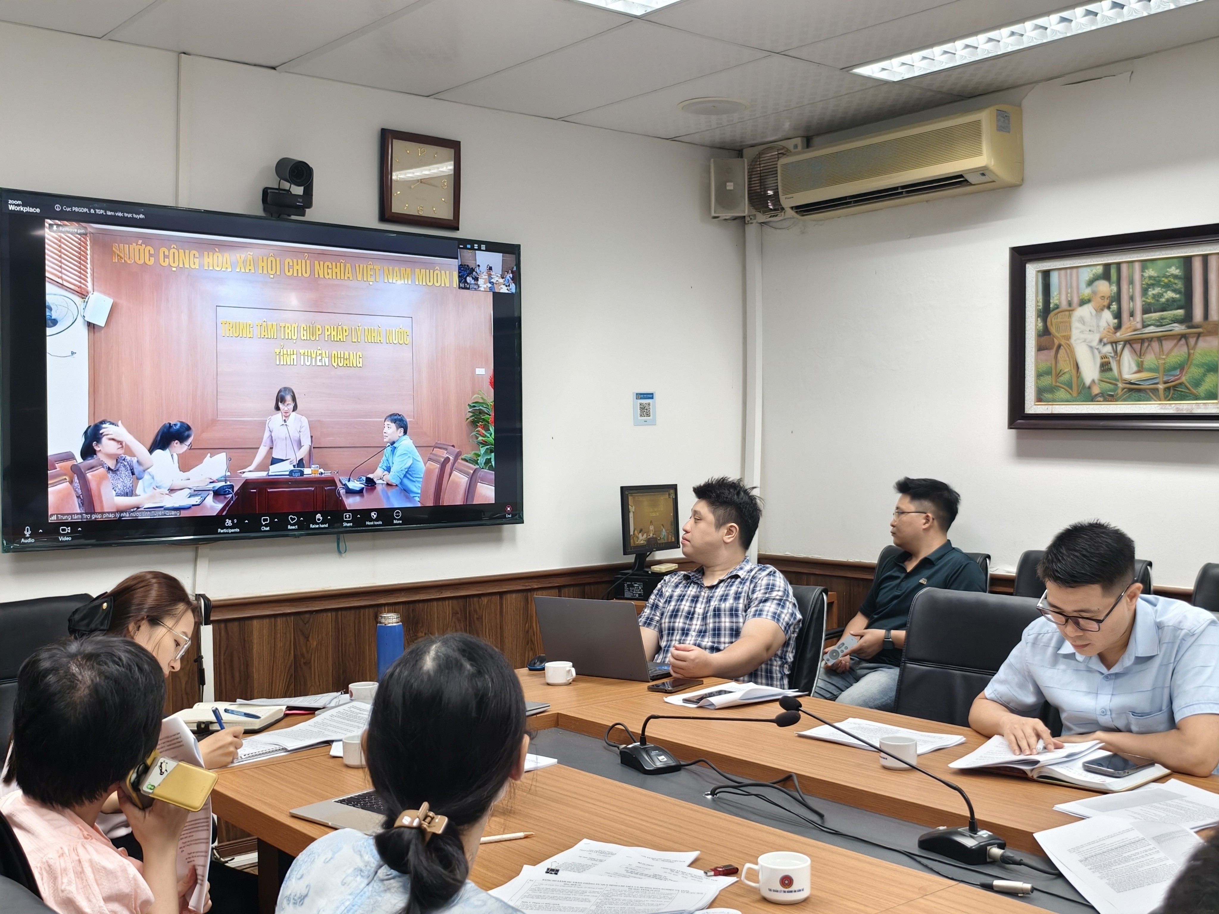 2408-1-01a032c3838f7fd390795566f3ba4b2f.jpg 2408 1.jpg