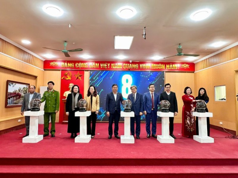 Khai trương Trung tâm Điều hành thông minh - Xã Đại Thanh thiết thực đưa Nghị quyết 57 vào cuộc sống