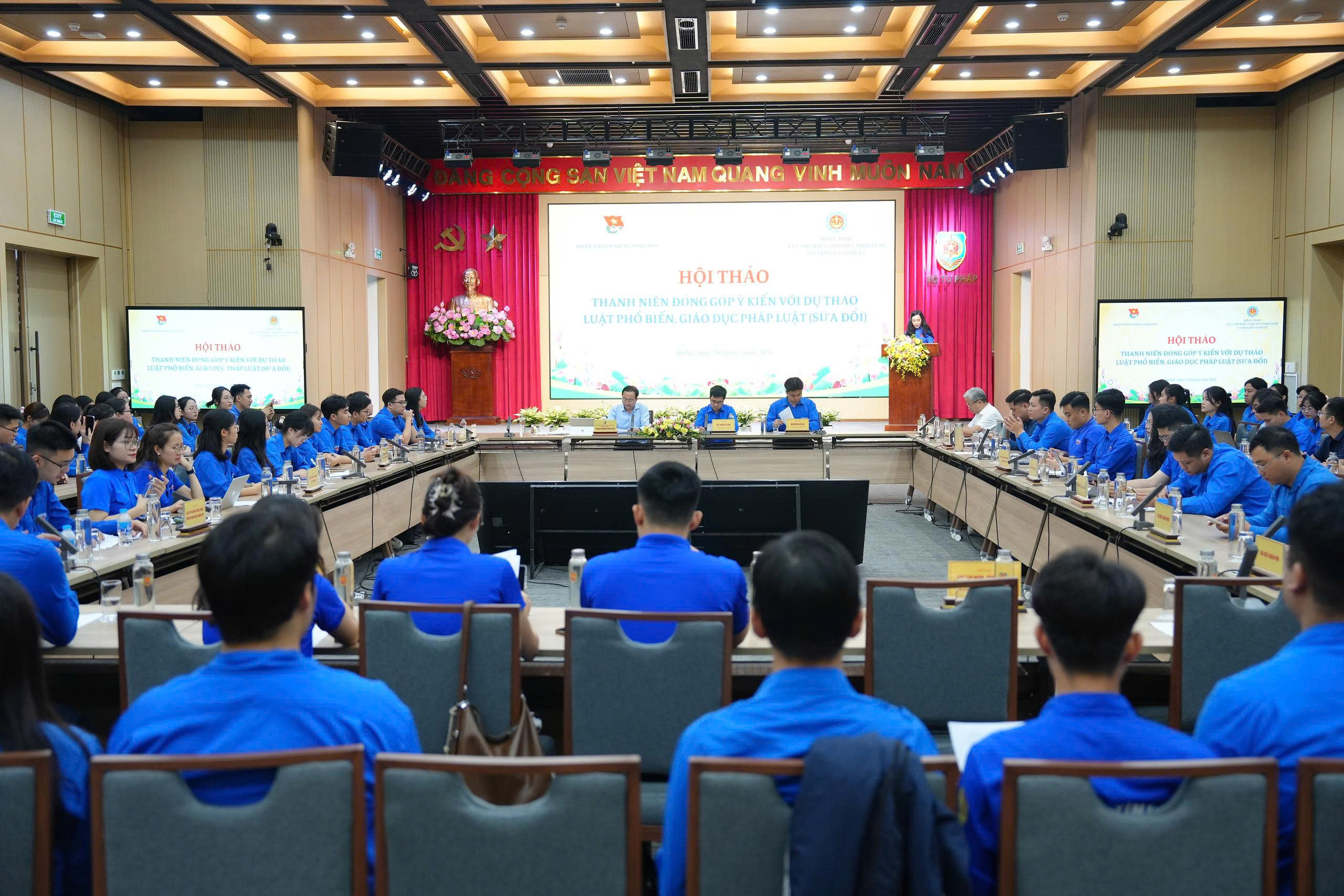 Ảnh Thanh niên Chính phủ đóng góp ý kiến với dự thảo Luật Phổ biến, giáo dục pháp luật (sửa đổi)