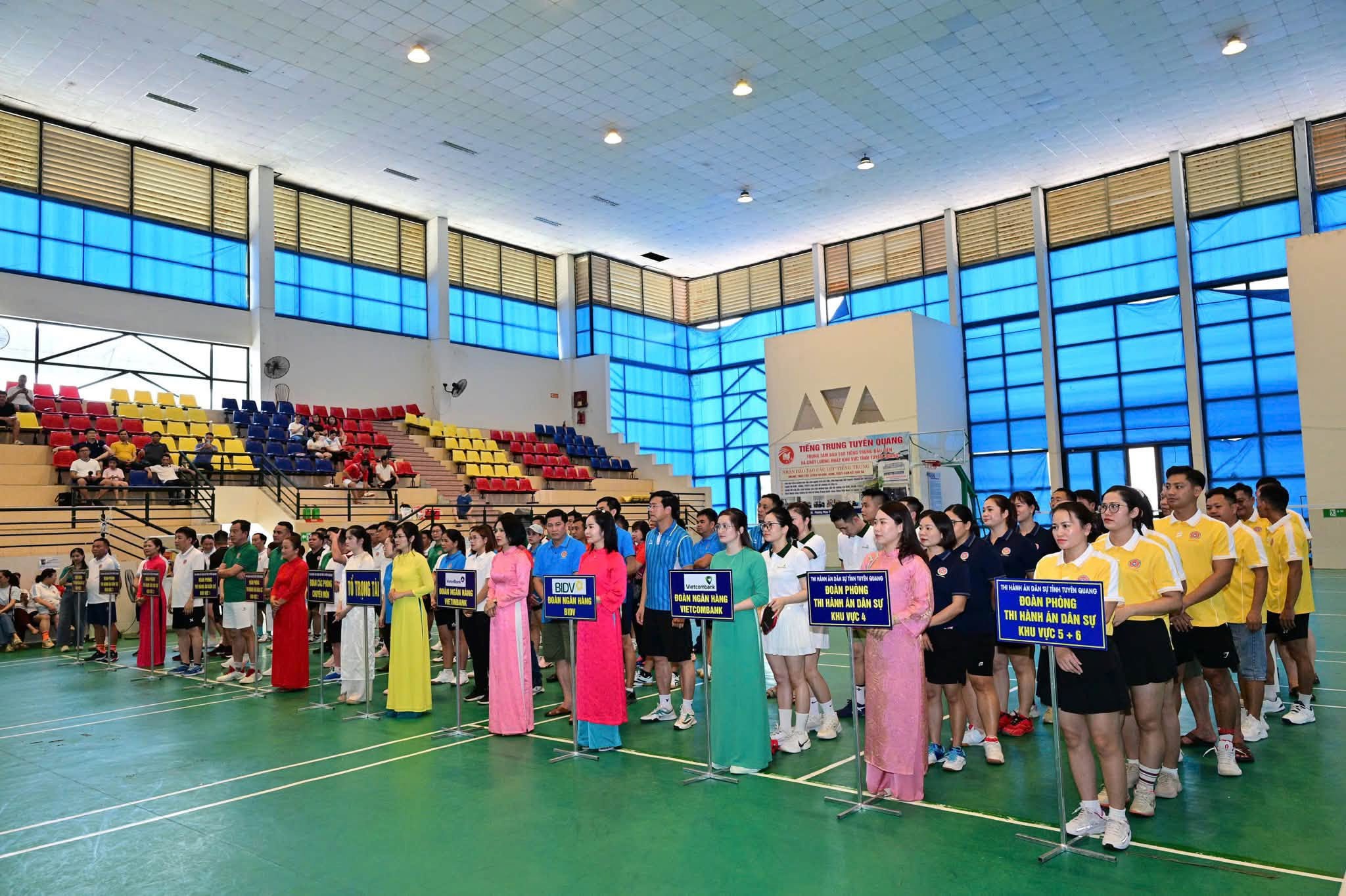 3-019f60e3bba97593953ef2f940215d5f.jpg 3.jpg