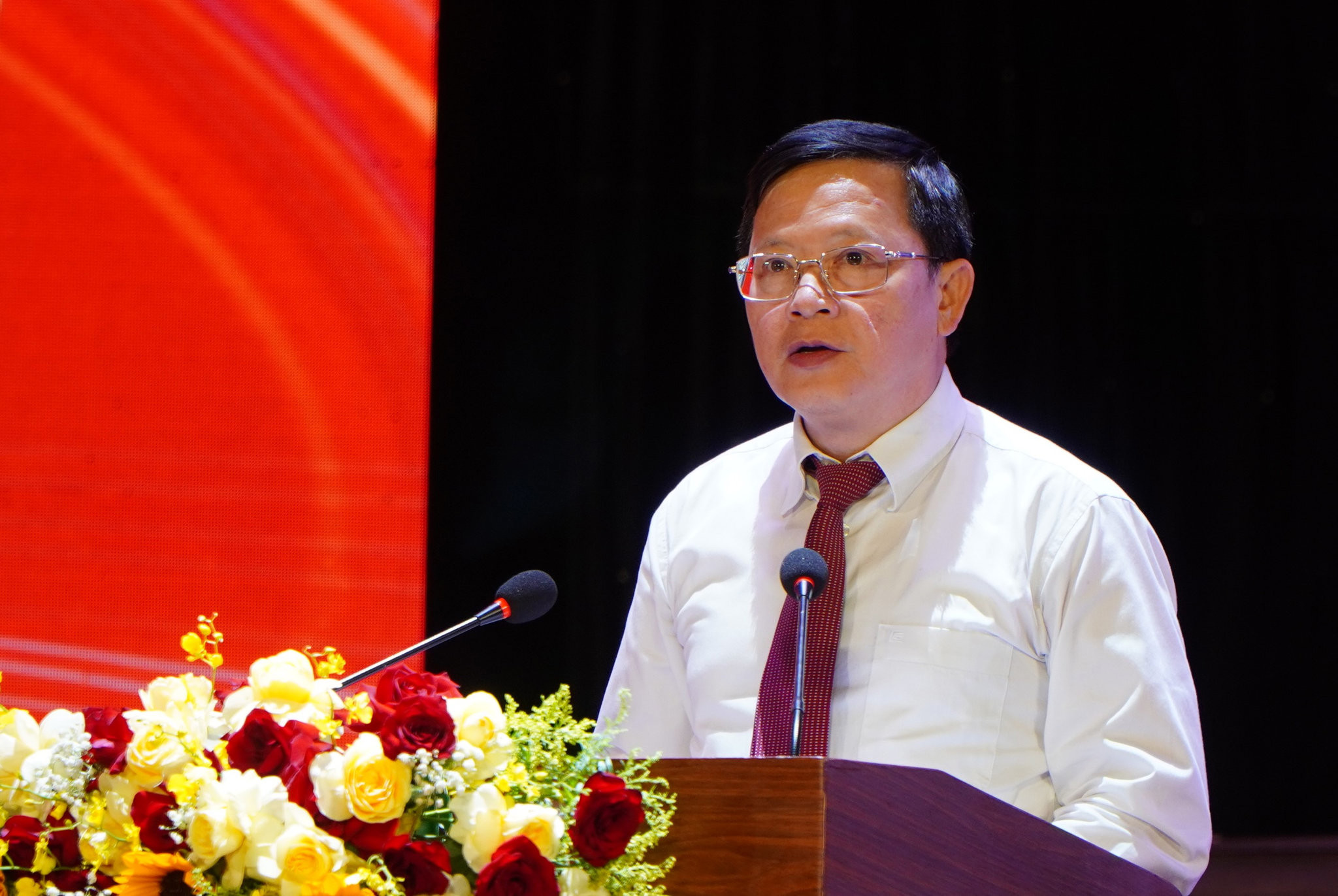 3. Anh Kh&ocirc;i ph&aacute;t biếu.jpg