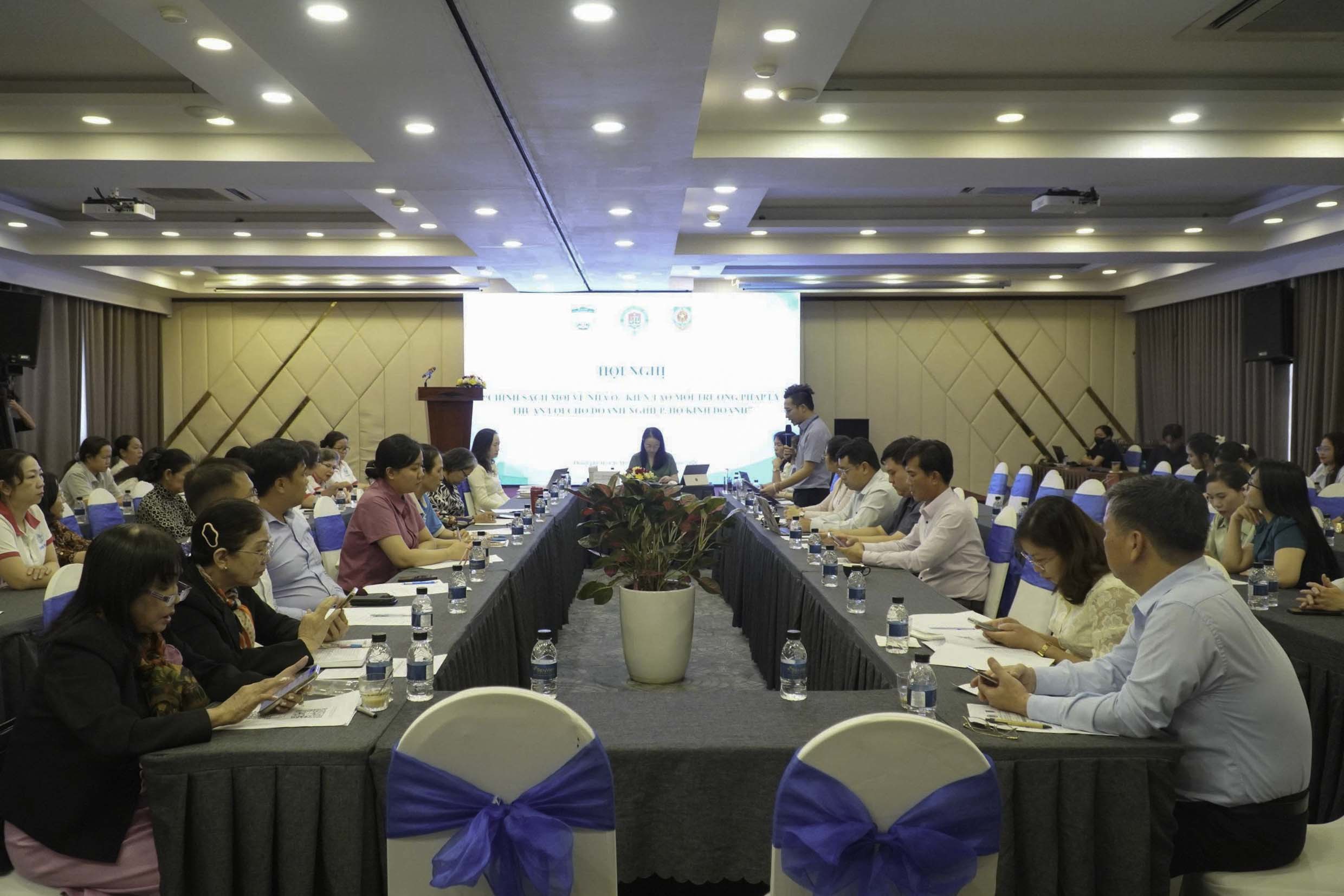 Ảnh đại diện bài viết: quang cảnh hội nghị.