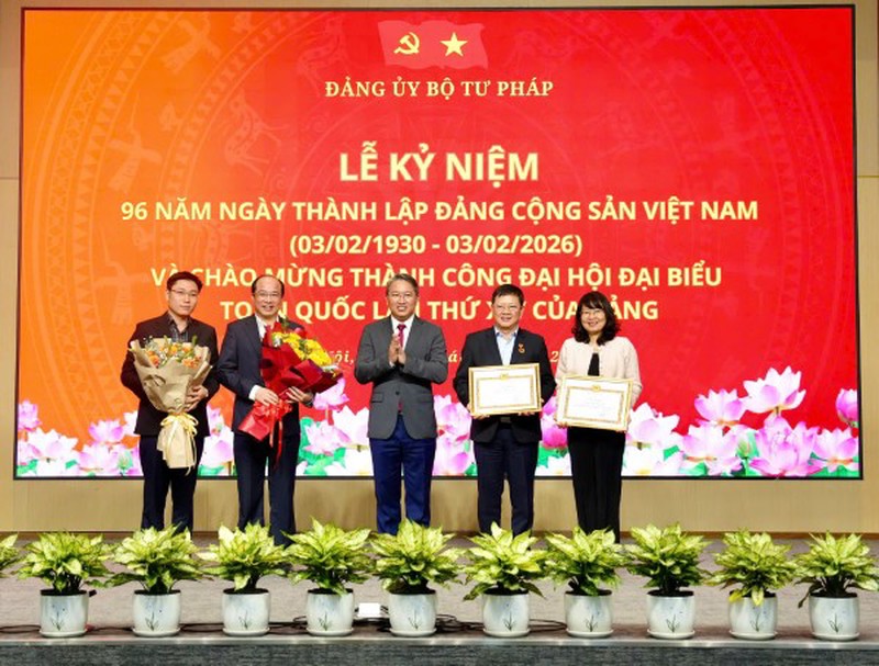 322026 ky niem 96 nam (1) (custom).jpg