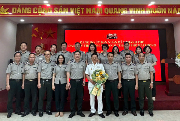 Ảnh đại diện LỄ TRAO TẶNG HUY HIỆU 40 NĂM TUỔI ĐẢNG CHO ĐỒNG CHÍ  NGUYỄN VĂN LAI