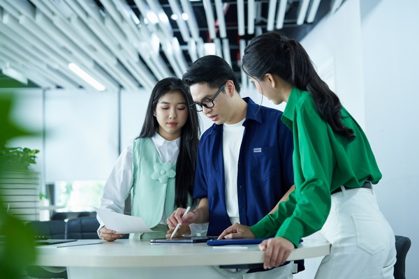 Ảnh đại diện FPT “bắt tay” Intel thúc đẩy mô hình nhà máy tự vận hành bằng AI