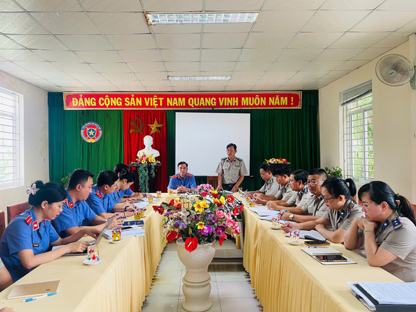Ảnh đại diện Viện kiểm sát nhân dân khu vực 4 - Huế kiểm sát trực tiếp hoạt động thi hành án dân sự tại Phòng THADS khu vực 4 - Huế