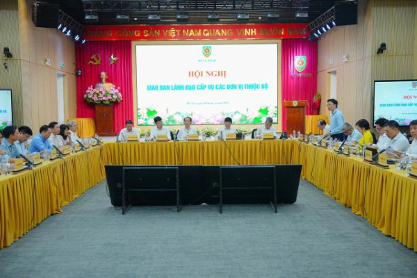 Tân Bộ trưởng Bộ Tư pháp: Bắt tay ngay vào công việc với tinh thần khẩn trương, quyết liệt