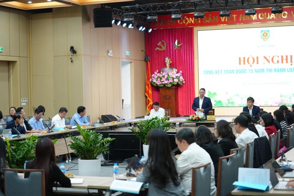 Ảnh đại diện 15 năm thi hành Luật Nuôi con nuôi: Vì sao cần một cuộc sửa đổi toàn diện?