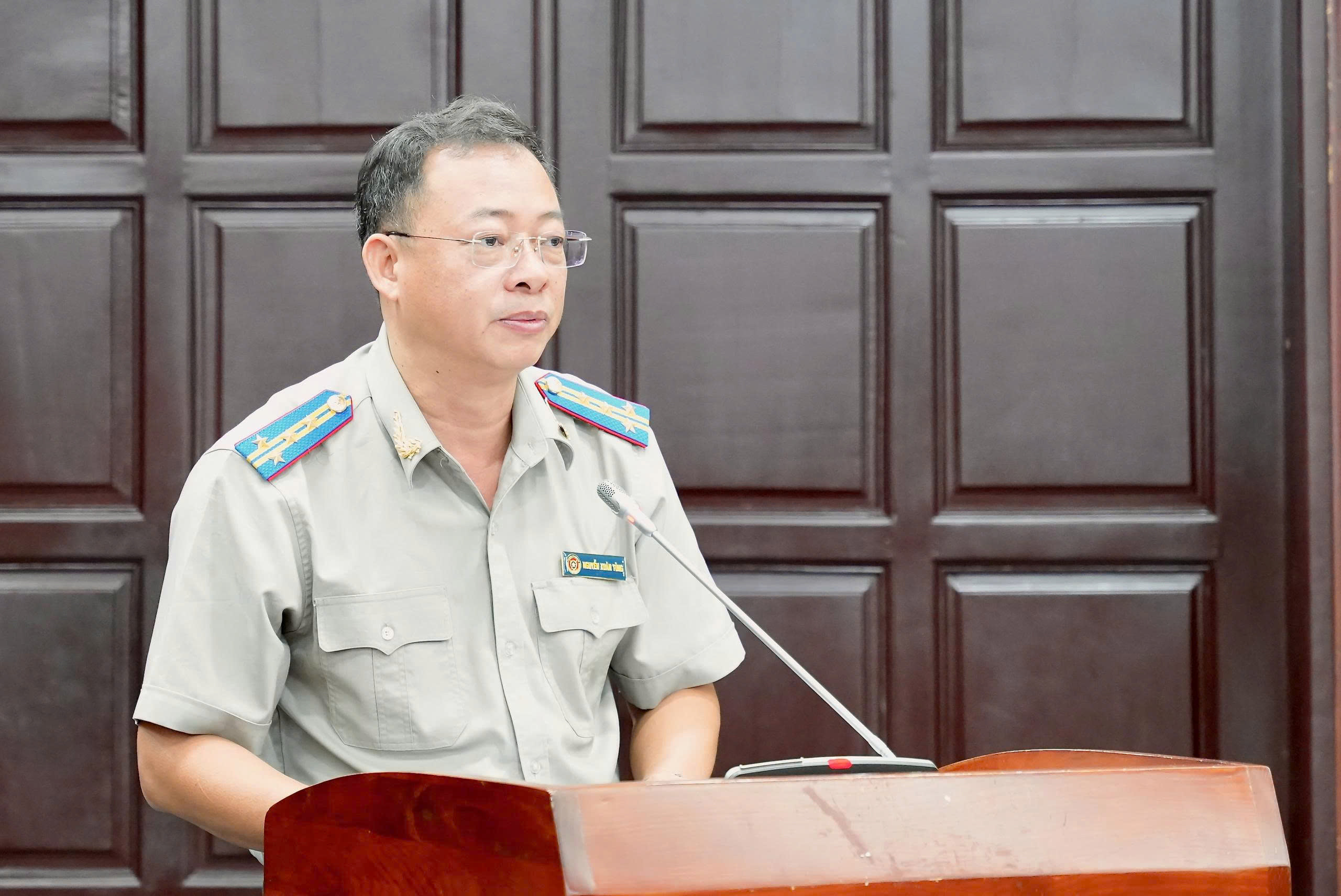 a-tung-01a01a3dfe577d17b887c38fb71b30d3.jpg a tung.jpg