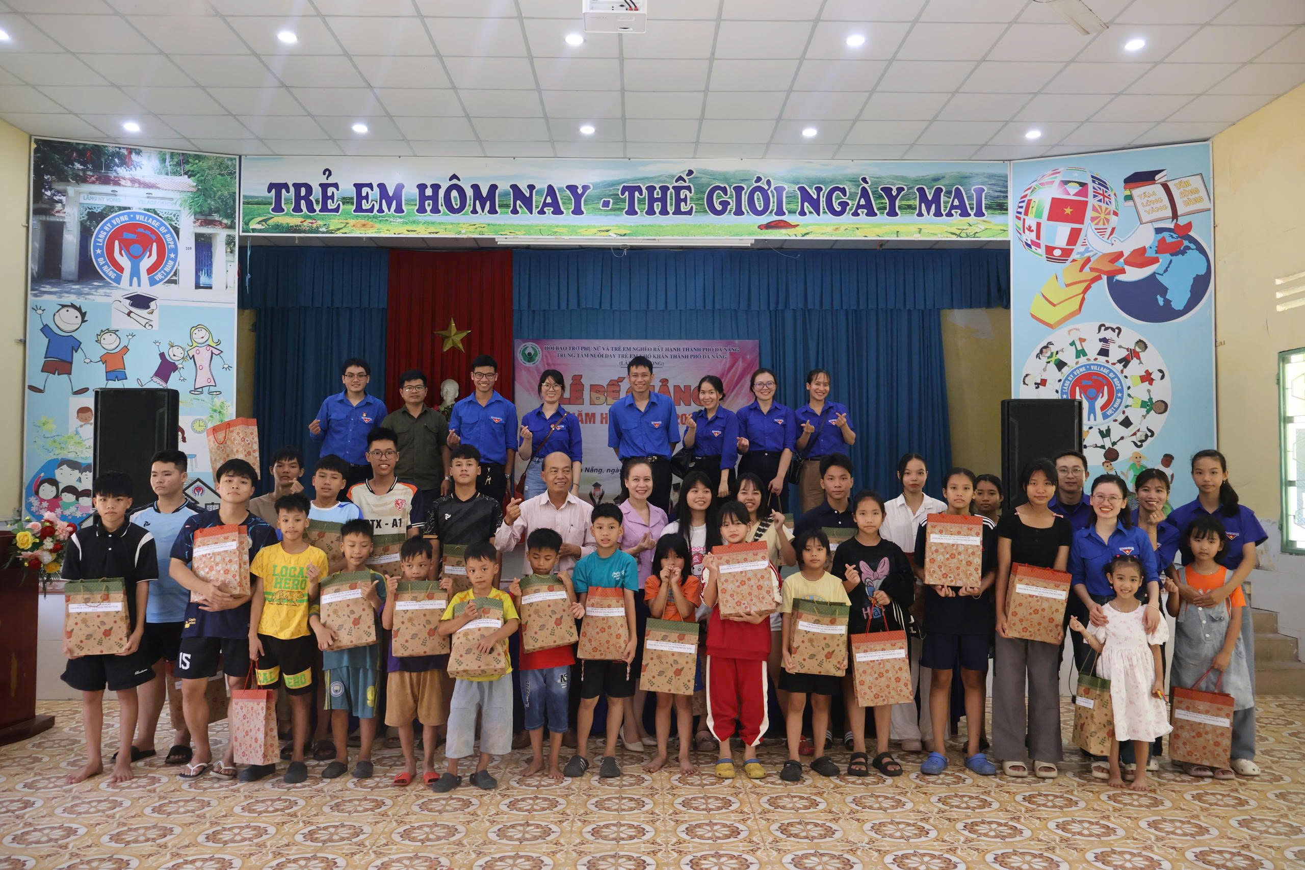 Ảnh đại diện chi đoàn trung tâm đăng ký giao dịch, tài sản tại thành phố đà nẵng  góp phần lan tỏa yêu thương với hoạt động ý nghĩa  hưởng ứng tháng hành động vì trẻ em năm 2026