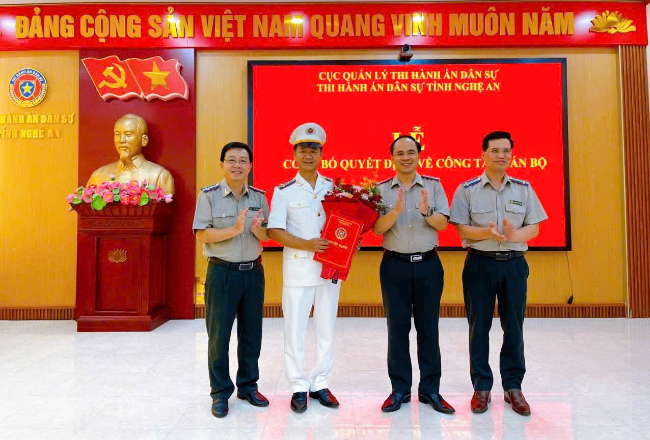 anh-11-019e9d90b8d27f378bf6f2ddcd3caf55.jpg ảnh 11.jpg