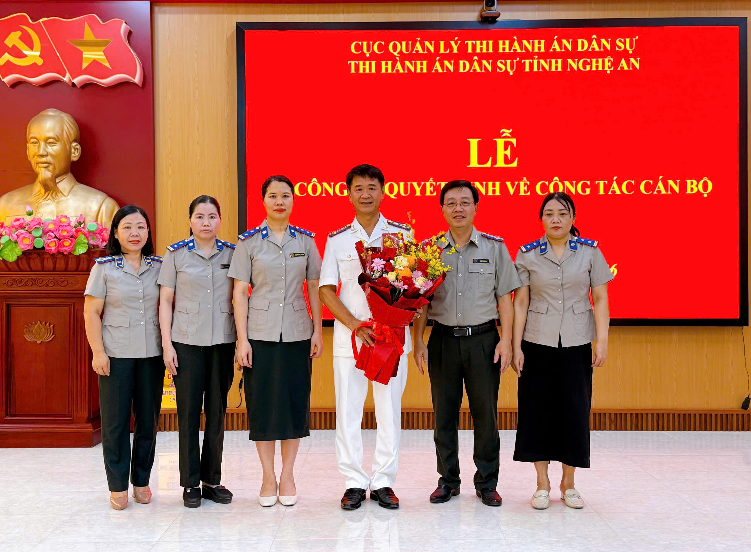 anh-14-019e9d9194937109909addf2c9fa8638.jpg ảnh 14.jpg